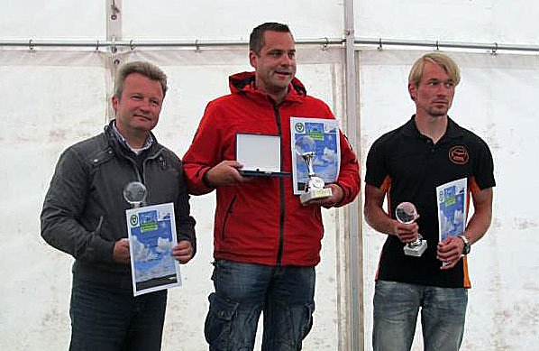 Die Meister sind gekürt (Foto: Aeroclub Hans Grade e. V.) Die Meister sind gekürt (Foto: Aeroclub Hans Grade e. V.)