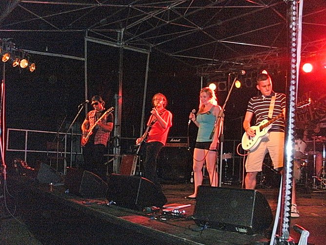 Stimmung an den Bebraer Teichen (Foto: Kreisjugendring) Stimmung an den Bebraer Teichen (Foto: Kreisjugendring)