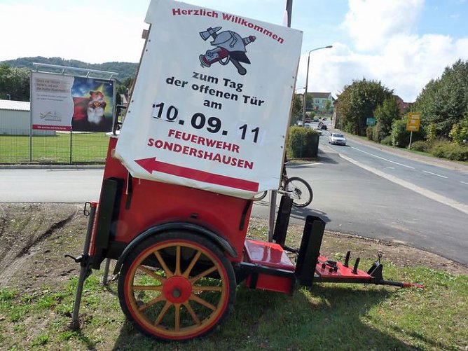 Feuerwehr &ouml;ffnete T&uuml;ren (Foto: Karl-Heinz Herrmann)