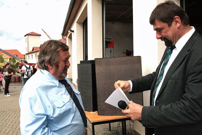 Auzszeichnung (Foto: G&uuml;nter Herting)