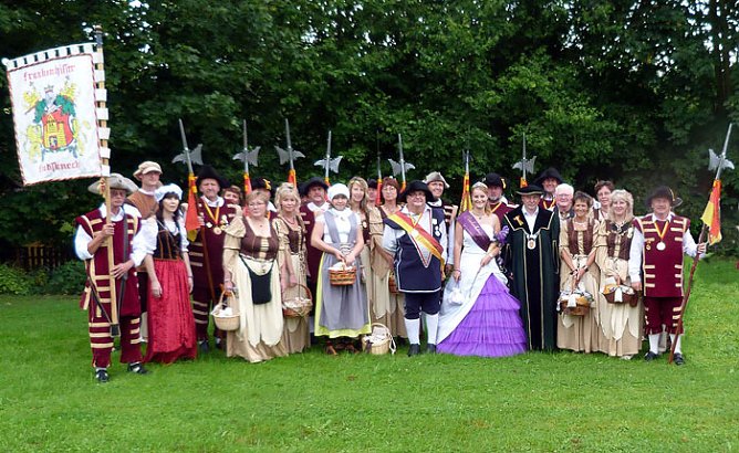 Umzug der Hausmänner (Foto: Stadt Bad Frankenhausen) Umzug der Hausmänner (Foto: Stadt Bad Frankenhausen)