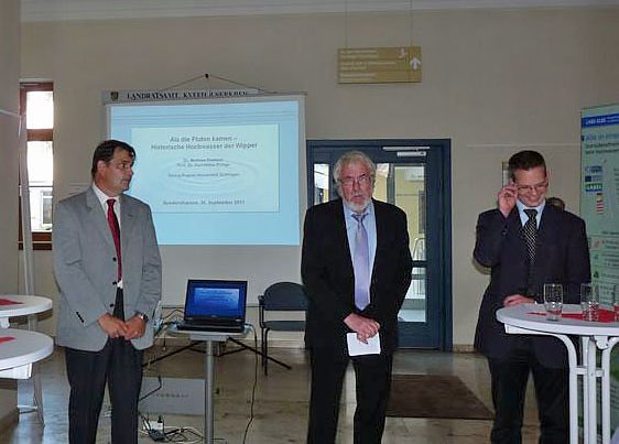 Ausstellung Flut (Foto: Karl-Heinz Herrmann)