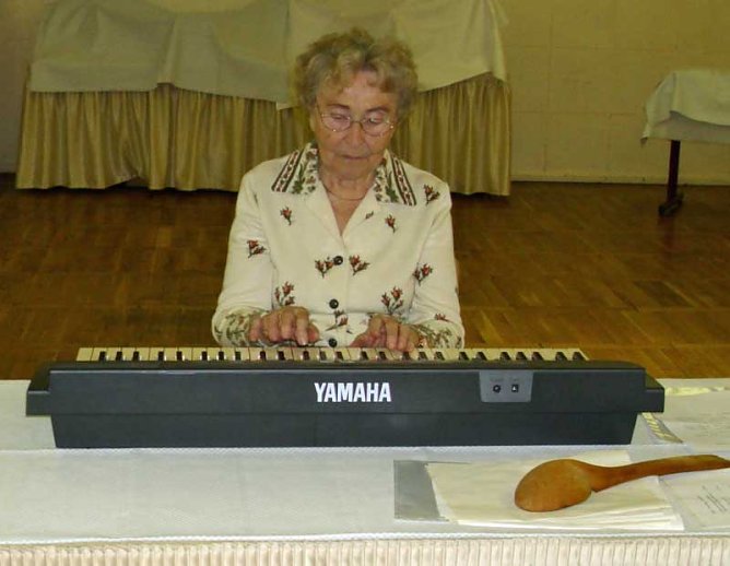 Herbstfest bei den Senioren vom WB 4 (Foto: Thomas Leipold) Herbstfest bei den Senioren vom WB 4 (Foto: Thomas Leipold)