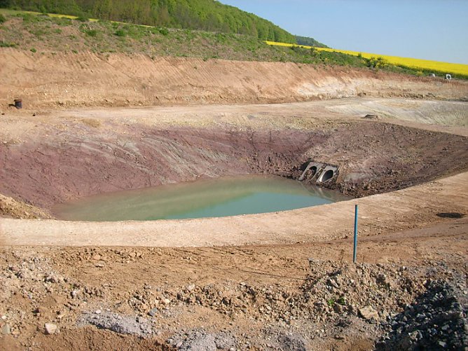 Entw&auml;sserung B4 (Foto: Karl-Heinz Herrmann)