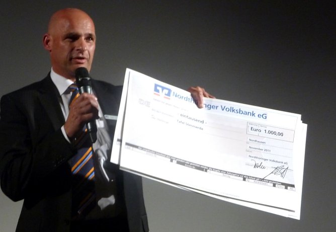 Geld für Nordthüringer Tafeln (Foto: nnz) Geld für Nordthüringer Tafeln (Foto: nnz)