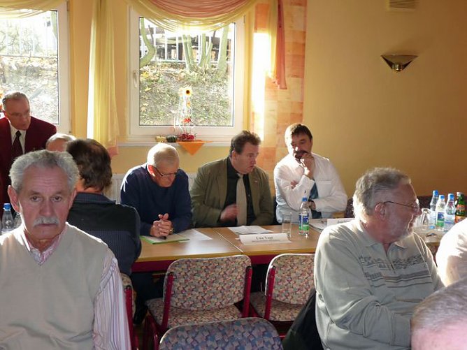 Gartenfreunde haben gew&auml;hlt (Foto: Karl-Heinz Herrmann)