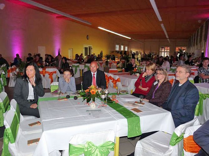 Jubiläumsfeier 60 Jahre Ferienlager (Foto: Karl-Heinz Herrmann) Jubiläumsfeier 60 Jahre Ferienlager (Foto: Karl-Heinz Herrmann)