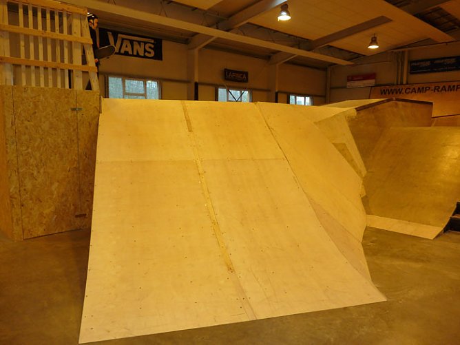 Skate-Arena nach Umbau (Foto: Karl-Heinz Herrmann)