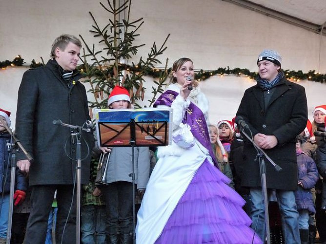 Lichterfest gestartet (Foto: Karl-Heinz Herrmann) Lichterfest gestartet (Foto: Karl-Heinz Herrmann)