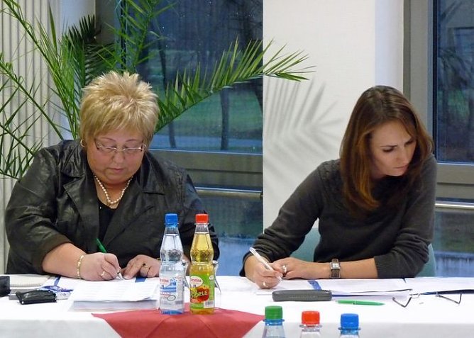 Aus Kreistag verabschiedet (Foto: Karl-Heinz Herrmann) Aus Kreistag verabschiedet (Foto: Karl-Heinz Herrmann)