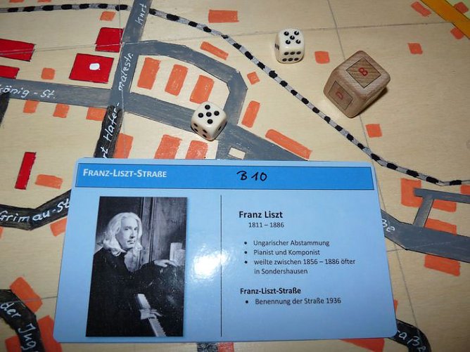 Spielerisch lernen (Foto: Karl-Heinz Herrmann) Spielerisch lernen (Foto: Karl-Heinz Herrmann)