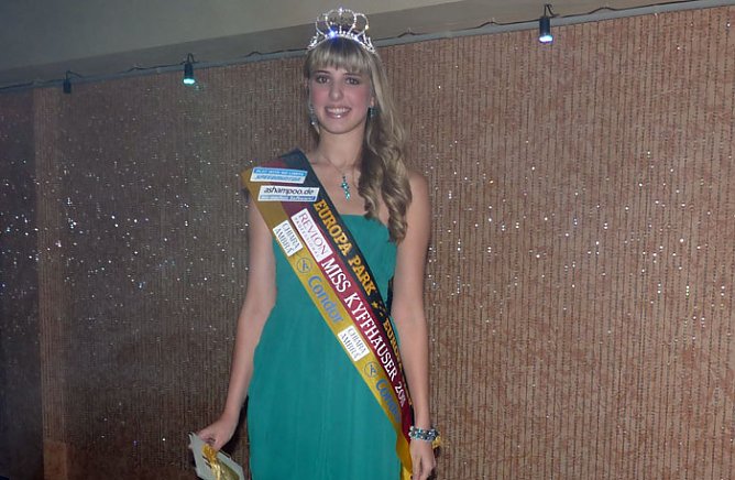Miss Kyffhäuser Wahl 2011 (Foto: Karl-Heinz Herrmann) Miss Kyffhäuser Wahl 2011 (Foto: Karl-Heinz Herrmann)