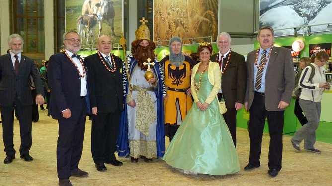 Thüringentag mit Kyffhäuserkreis (Foto: Landratsamt Kyffhäuserkreis) Thüringentag mit Kyffhäuserkreis (Foto: Landratsamt Kyffhäuserkreis)