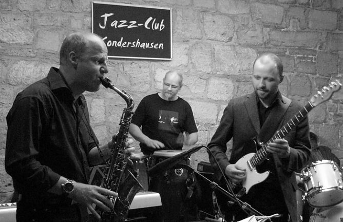 Benschu und Freunde (Jazz-Club Sondershausen e.V.) (Foto: Jazzclub Sondershausen e.V.) Benschu und Freunde (Jazz-Club Sondershausen e.V.) (Foto: Jazzclub Sondershausen e.V.)
