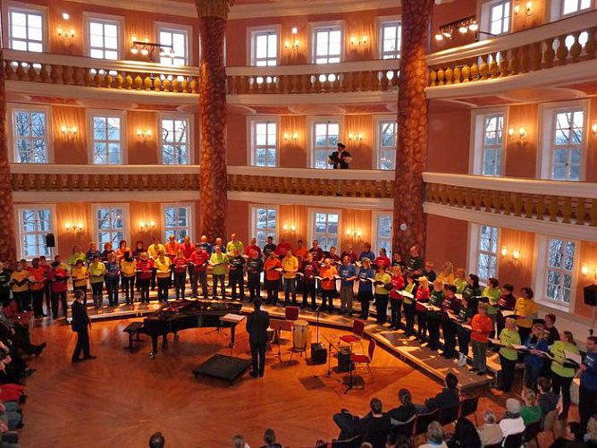 Singen ist eine edle Kunst (Foto: Karl-Heinz Herrmann) Singen ist eine edle Kunst (Foto: Karl-Heinz Herrmann)