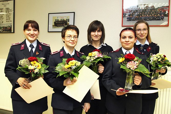 Zwei goldene Sterne (Foto: Günter Herting) Zwei goldene Sterne (Foto: Günter Herting)