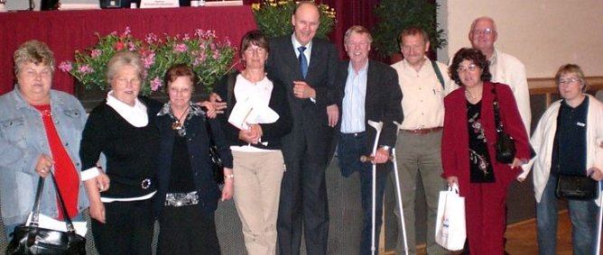 In der Delegation (Foto: Henze) In der Delegation (Foto: Henze)