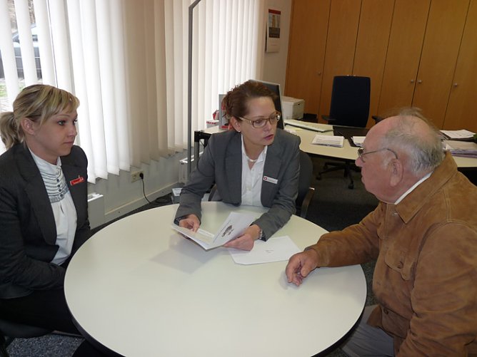 5.000 Euro gehen nach Ichstedt (Foto: Karl-Heinz Herrmann) 5.000 Euro gehen nach Ichstedt (Foto: Karl-Heinz Herrmann)