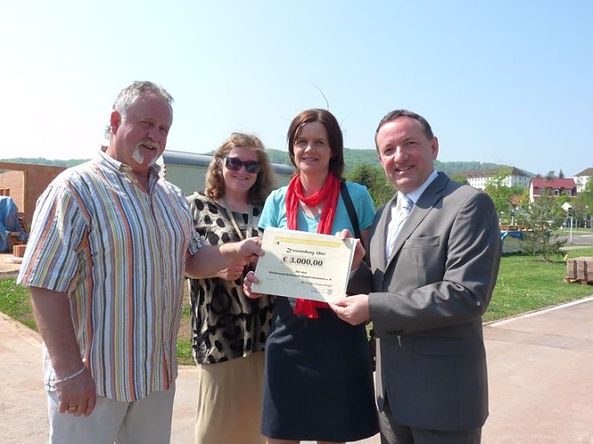 Unterstützung für Verkehrswacht (Foto: Karl-Heinz Herrmann) Unterstützung für Verkehrswacht (Foto: Karl-Heinz Herrmann)