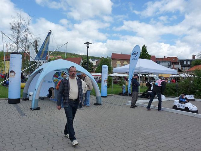 Gut vorgelegt? (Foto: Karl-Heinz Herrmann) Gut vorgelegt? (Foto: Karl-Heinz Herrmann)