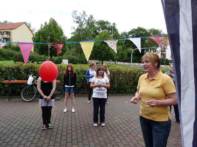 Wetter schreckte nicht (Foto: Karl-Heinz Herrmann) Wetter schreckte nicht (Foto: Karl-Heinz Herrmann)