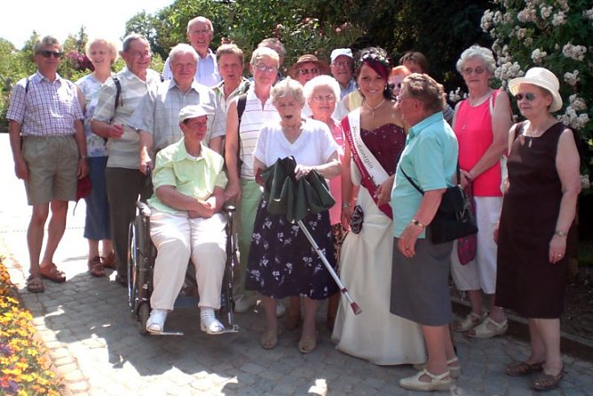 Geburtstag Rosarium (Foto: Klaus Henze, Artern)