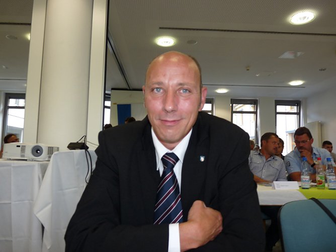 Politscher Knaller (Foto: Karl-Heinz Herrmann) Politscher Knaller (Foto: Karl-Heinz Herrmann)