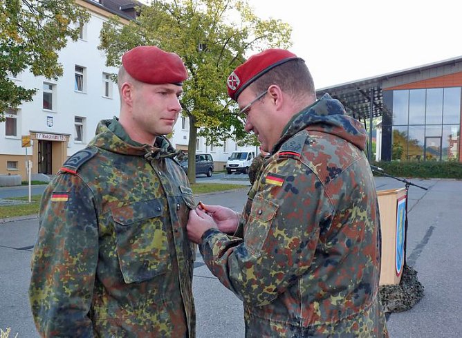 Der besondere Quartalsappell (Foto: Karl-Heinz Herrmann) Der besondere Quartalsappell (Foto: Karl-Heinz Herrmann)