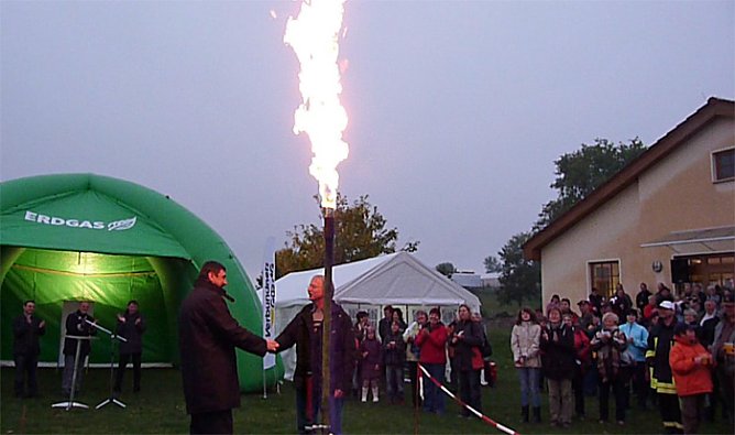 Flamme in Oberspier (Foto: Karl-Heinz Herrmann) Flamme in Oberspier (Foto: Karl-Heinz Herrmann)