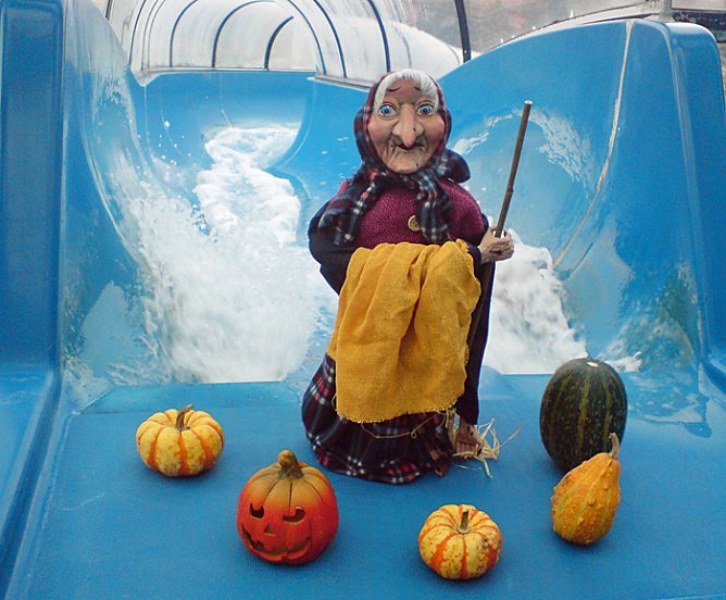 "Halloween-Kinderparty" (Foto: Kyffhäuser-Therme) "Halloween-Kinderparty" (Foto: Kyffhäuser-Therme)