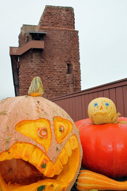 Gruseln am Kyffhäuser (Foto: Kyffhäuser Tourismusverband) Gruseln am Kyffhäuser (Foto: Kyffhäuser Tourismusverband)