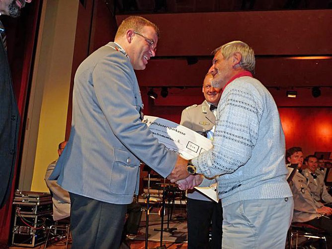 Begeisterndes Konzert - Rekord Summe (Foto: Karl-Heinz Herrmann) Begeisterndes Konzert - Rekord Summe (Foto: Karl-Heinz Herrmann)