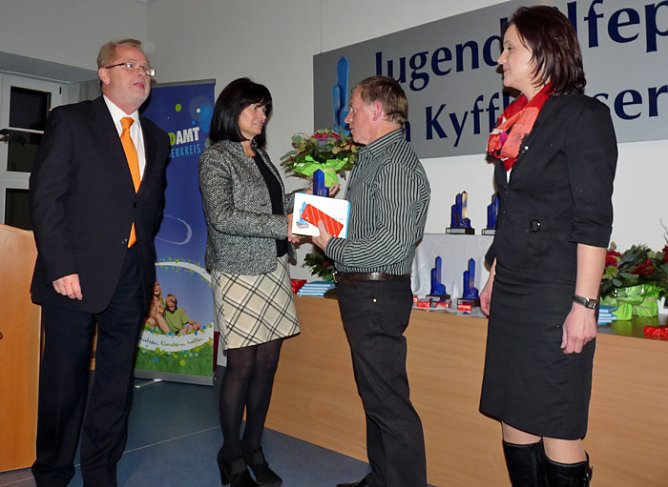 Jugendhilfepreis 2012 (Foto: Karl-Heinz Herrmann) Jugendhilfepreis 2012 (Foto: Karl-Heinz Herrmann)