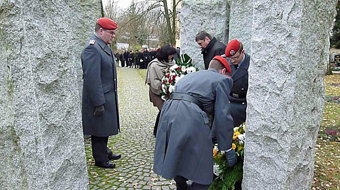 Zeichen gesetzt! (Foto: Karl-Heinz Herrmann) Zeichen gesetzt! (Foto: Karl-Heinz Herrmann)