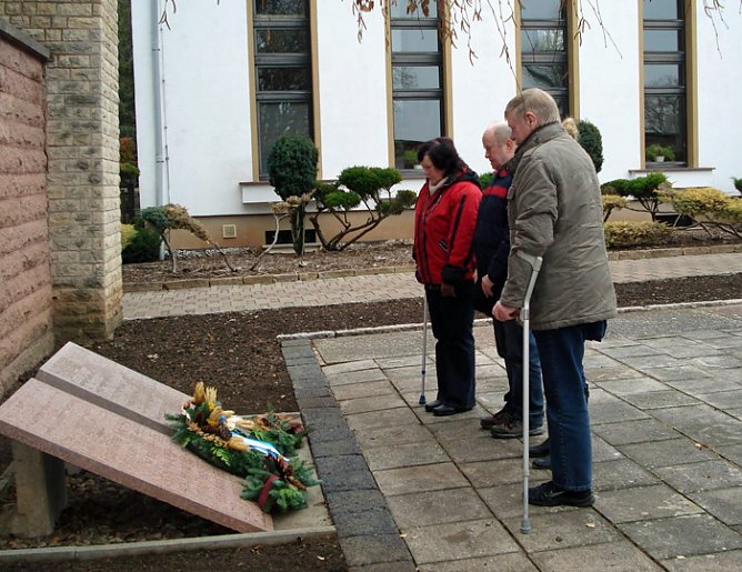 Volkstrauertag Artern (Foto: Ronald Römer) Volkstrauertag Artern (Foto: Ronald Römer)