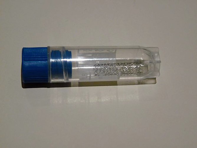 Stühle schleppen angesagt (Foto: Karl-Heinz Herrmann) Stühle schleppen angesagt (Foto: Karl-Heinz Herrmann)