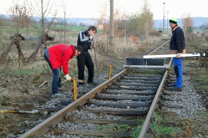 Güter auf die Schienen... (Foto: Günther Göbel) Güter auf die Schienen... (Foto: Günther Göbel)