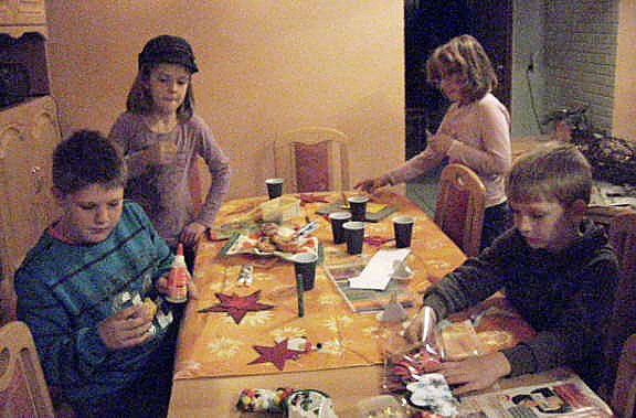 Kreativität im Jugendclub (Foto: Alte Post) Kreativität im Jugendclub (Foto: Alte Post)