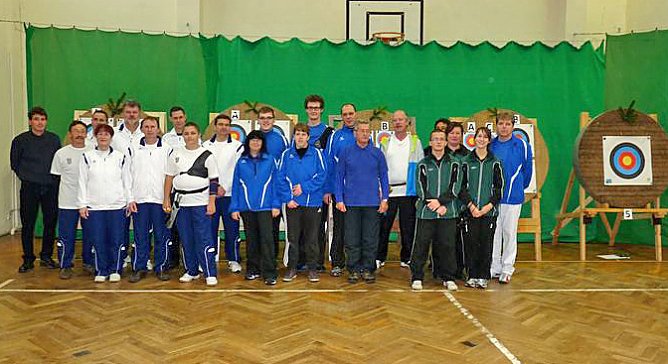 Adventsturnier der Bogenschützen (Foto: Karl-Heinz Herrmann) Adventsturnier der Bogenschützen (Foto: Karl-Heinz Herrmann)