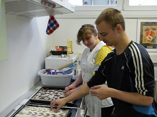 "Alle Jahre wieder..." (Foto: Staatliches Berufsschulzentrum SDH) "Alle Jahre wieder..." (Foto: Staatliches Berufsschulzentrum SDH)