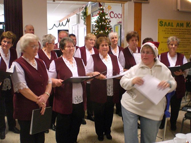 In Artern gefeiert (Foto: Klaus Henze) In Artern gefeiert (Foto: Klaus Henze)