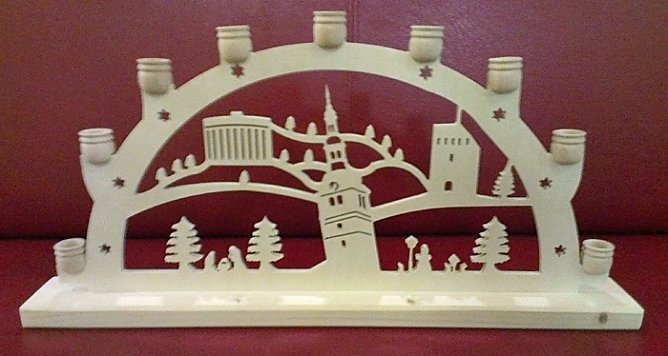 Frankenhisser Schwibbogen mit "Schiefen Turm" (Foto: Stadt Bad Frankenhausen)