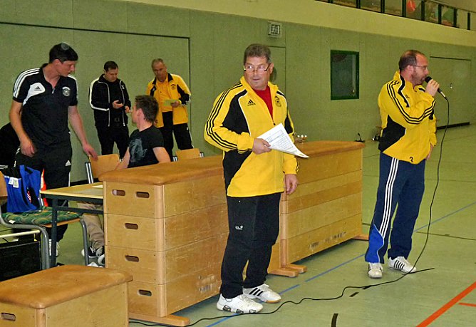 Zwischen Weihnachtsbraten und Neujahrssekt (Foto: Karl-Heinz Herrmann)