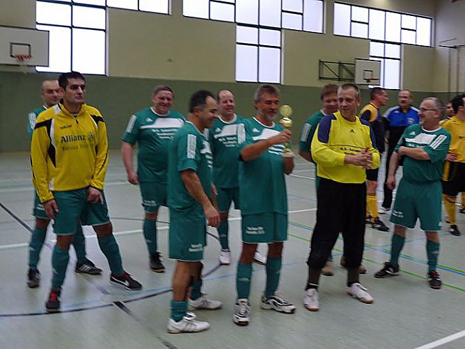 Richtiges Endspiel (Foto: Karl-Heinz Herrmann) Richtiges Endspiel (Foto: Karl-Heinz Herrmann)