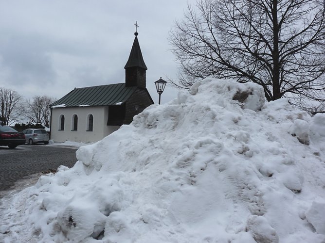 Berge von Schnee (Foto: Karl-Heinz Herrmann) Berge von Schnee (Foto: Karl-Heinz Herrmann)