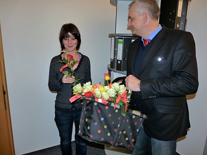 Zum Frauentag gratuliert! (Foto: Karl-Heinz Herrmann) Zum Frauentag gratuliert! (Foto: Karl-Heinz Herrmann)