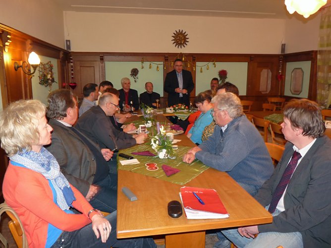 CDU-Stammtisch Greußen (Foto: Karl-Heinz Herrmann) CDU-Stammtisch Greußen (Foto: Karl-Heinz Herrmann)