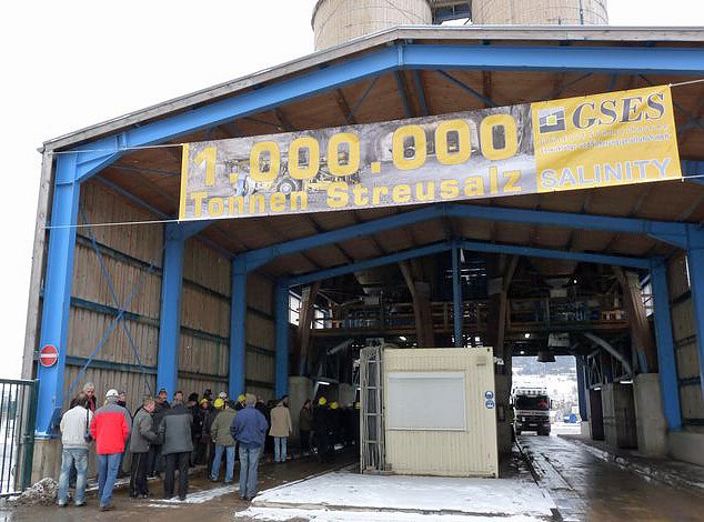 Million erreicht (Foto: Karl-Heinz Herrmann) Million erreicht (Foto: Karl-Heinz Herrmann)