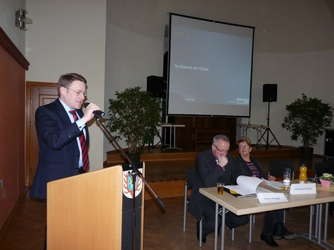 Kreisparteitag eröffnet (Foto: Karl-Heinz Herrmann) Kreisparteitag eröffnet (Foto: Karl-Heinz Herrmann)