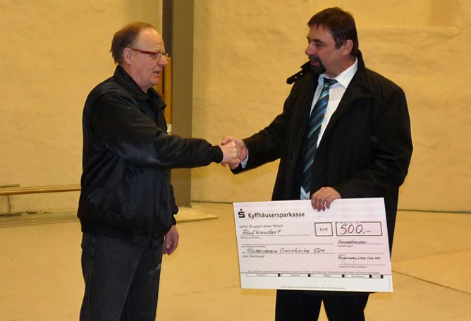 Lions helfen (Foto: Karl-Heinz Herrmann) Lions helfen (Foto: Karl-Heinz Herrmann)